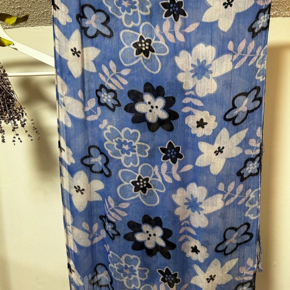 Floral cotton scarf